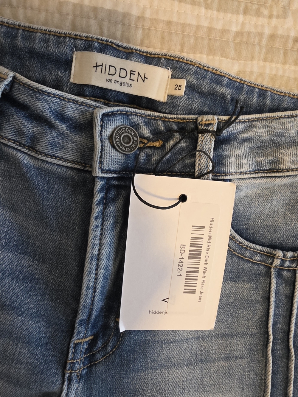 HAPPI Mid-Rise Flare Jeans in Light Blue - Picture 3 of 7